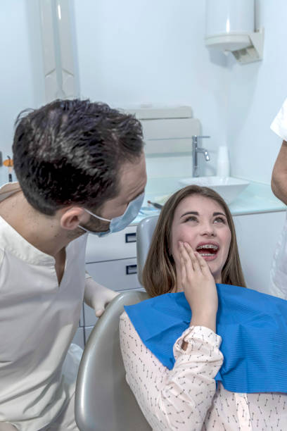 Best Cracked Tooth Emergency Dentist  in Stilwell, OK